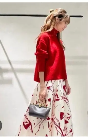 빨간색 니트 알아바일