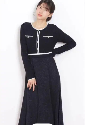 거의 새상품 라메 트위드 배색 니트 원피스