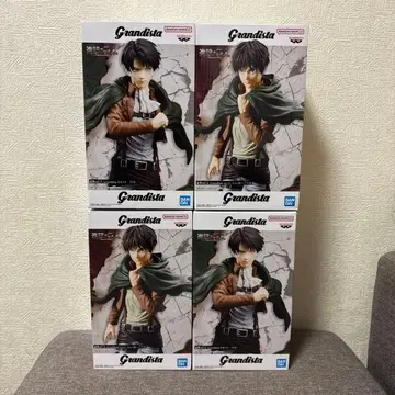 진격의 거인 엘렌 리바이 피규어 2세트 4체