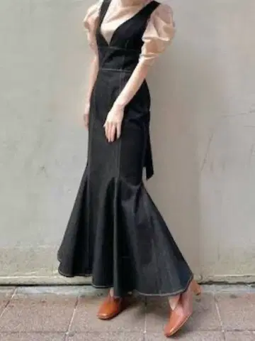 올 시즌 착용 뷔스티에 머메이드 데님 원피스