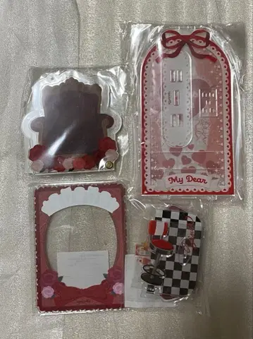 캐릭터 복권 아크릴 하트 발렌타인 클래시컬 찻집 다이너 레드 빨간색