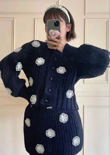 epine flower cable knit cardigan navy