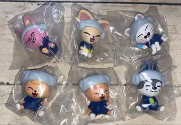 SKZOO 사우나 피규어