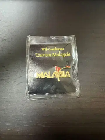 Tourism Malaysia 핀 배지