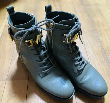 Michael Kors 부츠 올리브 컬러