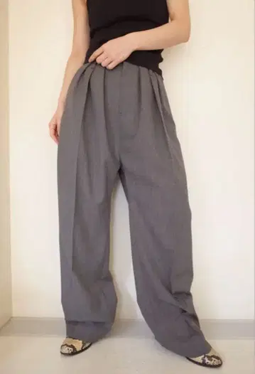 Kayle GABARDINE TWILL 3TUCK TROUSERS