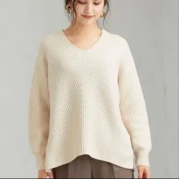 그린 라벨 릴랙싱 해밀턴 울 카타아제 V넥 니트