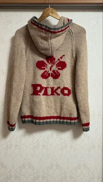 Piko 니트 스웨터