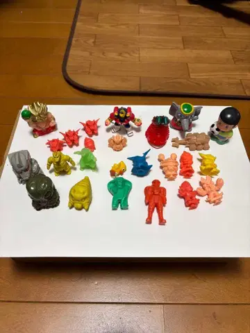 애니메이션 캐릭터 피규어 세트