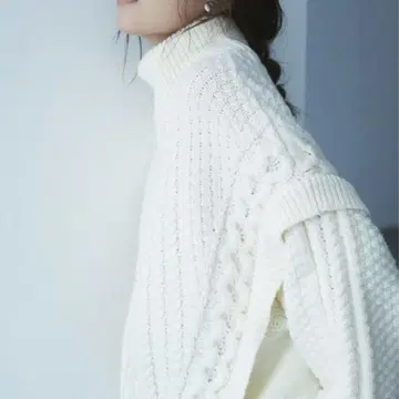 emmi 오버 사이즈 니트