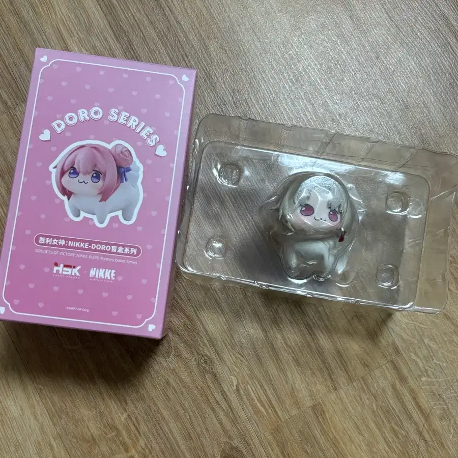 AGF 2025] Dororong Snow Globe #AGF,#니케,#도로롱 on Bunjang Global