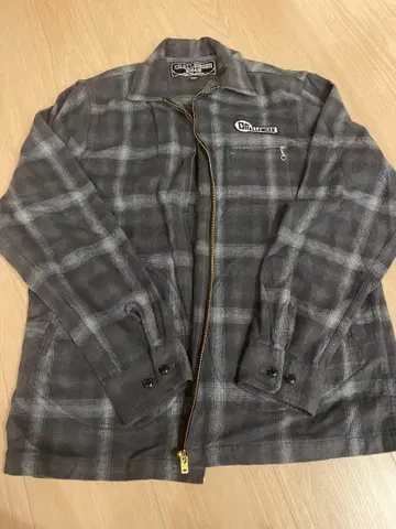 CHALLENGER 그레이 계열 체크 플리스 자켓