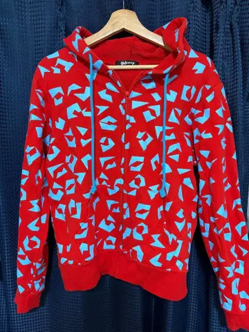 모모이로 클로버Z galaxxxy 후드티 갸라파