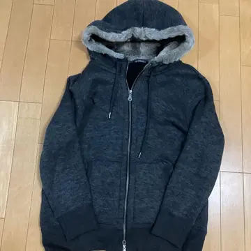 새상품급 23구 후드 퍼 후드티 울 혼방 사이즈 44