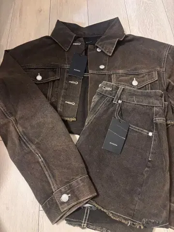 EMODA 숏 데님 스커트 셋업