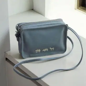 이아파피요네 애니멀 파츠 스퀘어형 미니 숄더백