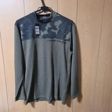 언더아머 카모플라쥬 긴팔 티셔츠 XL