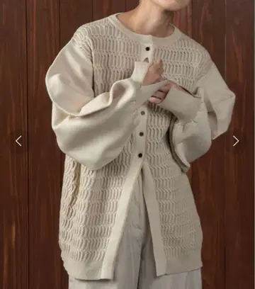 lawgy 바이 컬러 라인 니트