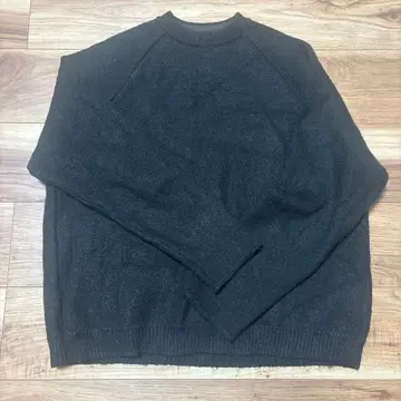 PUBLIC TOKYO 다크 그레이 스웨터