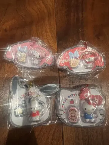 산리오 패키지 참 4개 세트