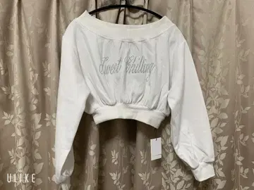 Sweet Chilling 오프숄더 크롭 맨투맨