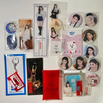 NiziU 리마 아크릴 스탠드 캔뱃지 키링