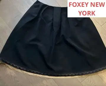 [ FOXEY NEW YORK ] 블랙 플레어 스커트