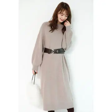 저스길리티 소매 볼륨 원피스