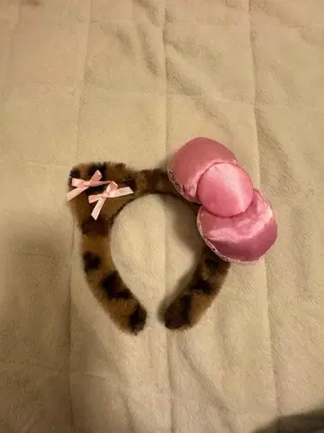 레오파드 무늬 핑크 리본 머리띠