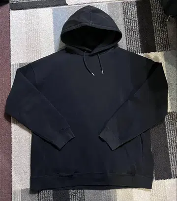 INHERIT 블랙 후드 부착 후드티