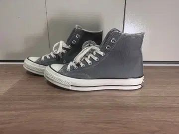 컨버스 올스타 그레이 하이컷 스니커즈