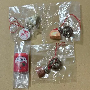 후지야 케이크 스트랩 클립 페코짱 4개 세트