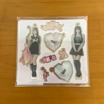 NiziU RIKU 리쿠 NEW EMOTION 아크릴 스탠드 키링