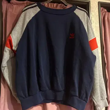 아디다스 구제 의류 맨투맨 네이비