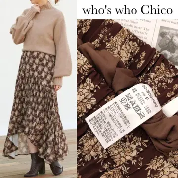 후즈 후 치코 꽃무늬 이레헴 플리츠 스커트