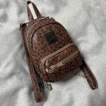 xgirl x YURINO 미니 백팩