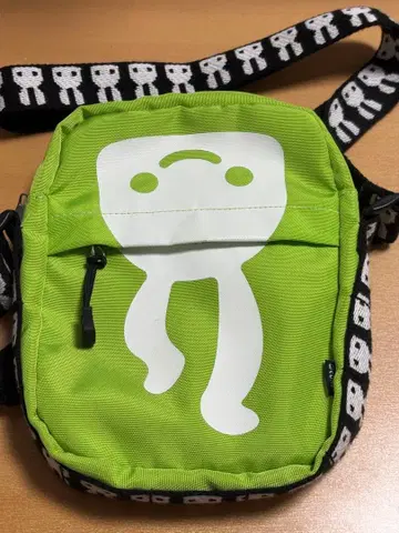 CUNE 숄더백 옐로우 그린