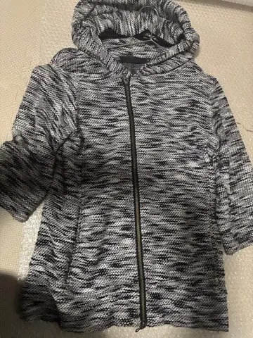 FUGA 후드 부착 7부 소매 그레이 집업 사이즈 44