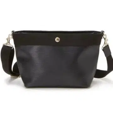 TOPKAPI 리플 보트형 숄더백 블랙