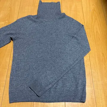 유니클로 캐시미어 터틀넥 스웨터 S 그레이