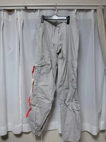 Y2K 사이버 코어풍 팬츠 UFO