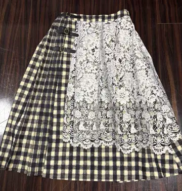 프랑슈리페 깅엄 x 레이스 스커트