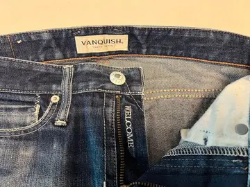 VANQUISH 다크 블루 데님 팬츠