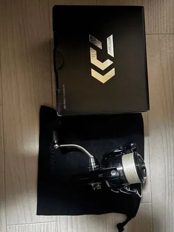 다이와 CERTATE LT 4000-CXH 스피닝 릴
