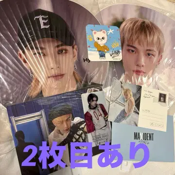 가격 인하 가능 현진 HYUNJIN 부채 캔뱃지 봉입 묶음 판매