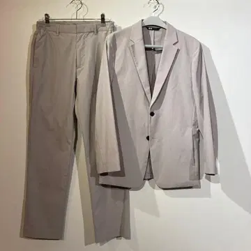 [거의 새 상품] UNIQLO x Theory 감동 자켓 감동 팬츠