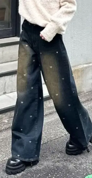 EMODA 하트 도트 루즈 청바지