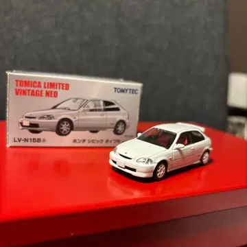 토미카 리미티드 빈티지 네오 시빅 타입 R LV-158 ek9
