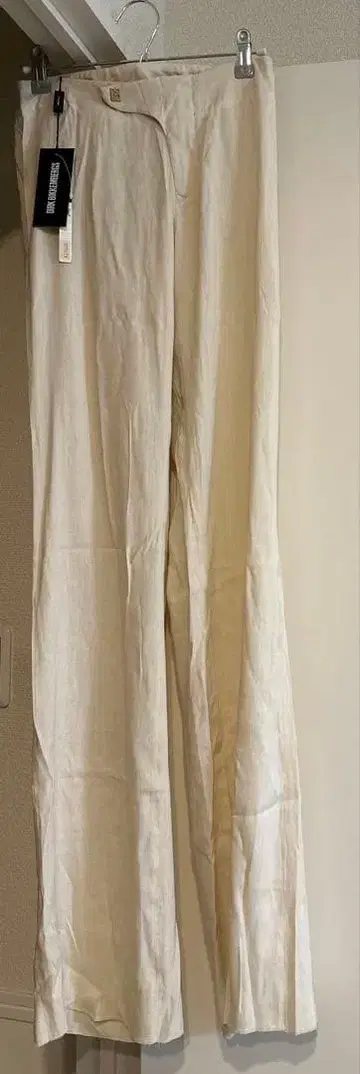 [ 새상품 ] DIRK BIKKEMBERGS 스트레이트 팬츠