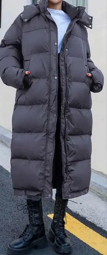 Dazy 후드 부착 퀼팅 롱 코트 다크 그레이